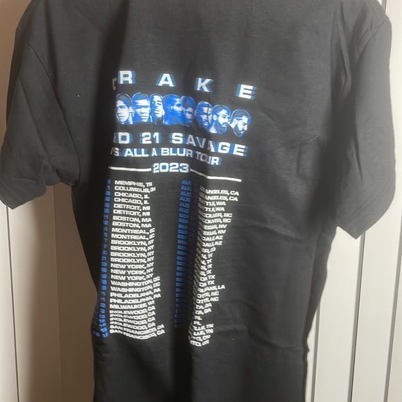 GILDAN printed shirt size Large - Picture 3 of 4